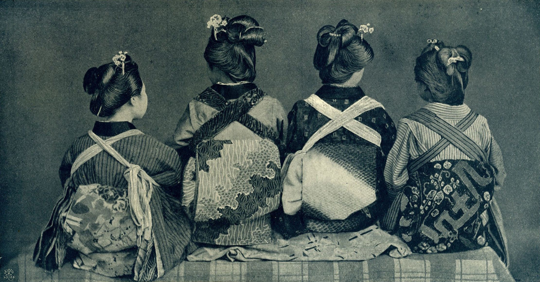 Japanese_in_obi._Before_1902