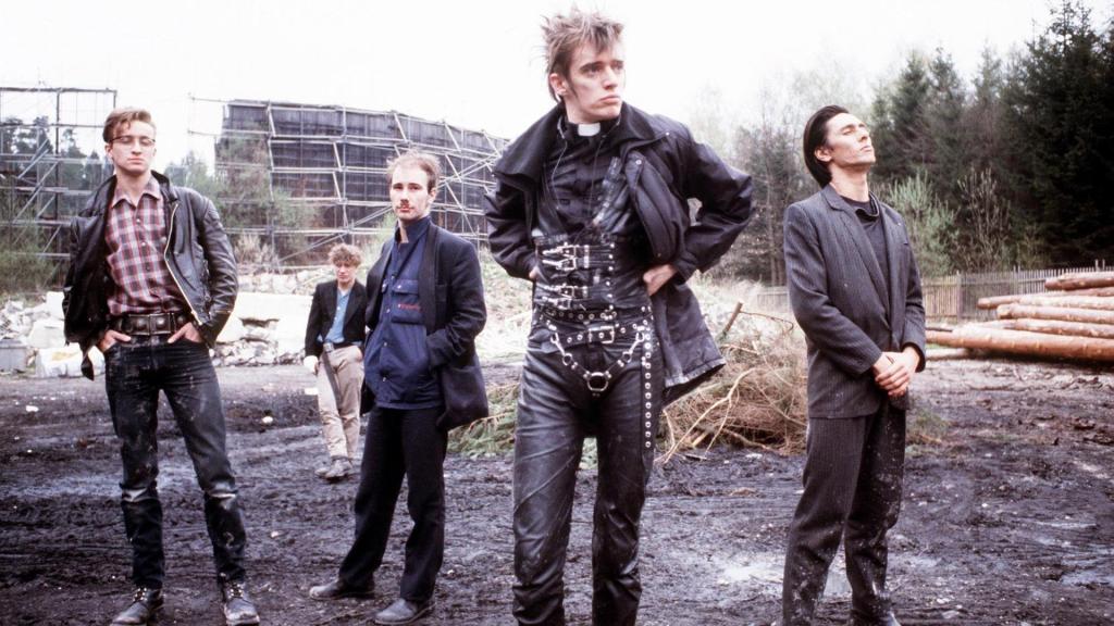 Did you notice FM Einheit digging a hole in the extended version of Einstürzende Neubauten’s Autobahn?